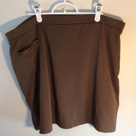 Brown Women's Shorts - Picture 10 of 12